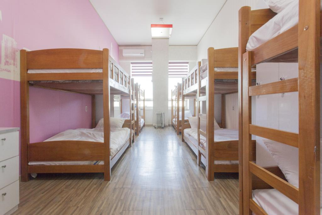 Terra Guesthouse Пусан Экстерьер фото