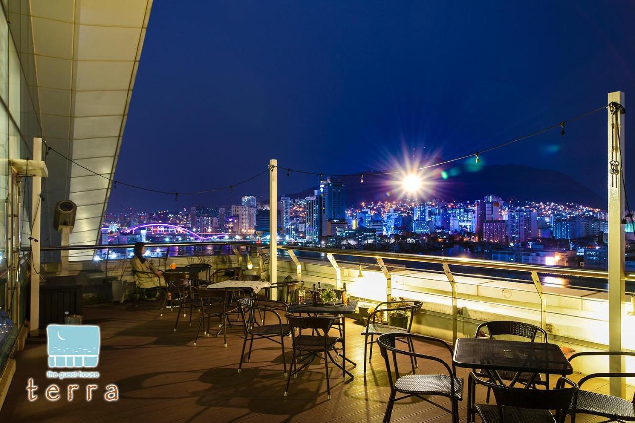 Terra Guesthouse Пусан Экстерьер фото